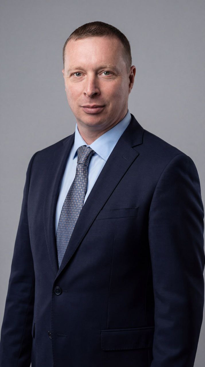 Александр Овчинников